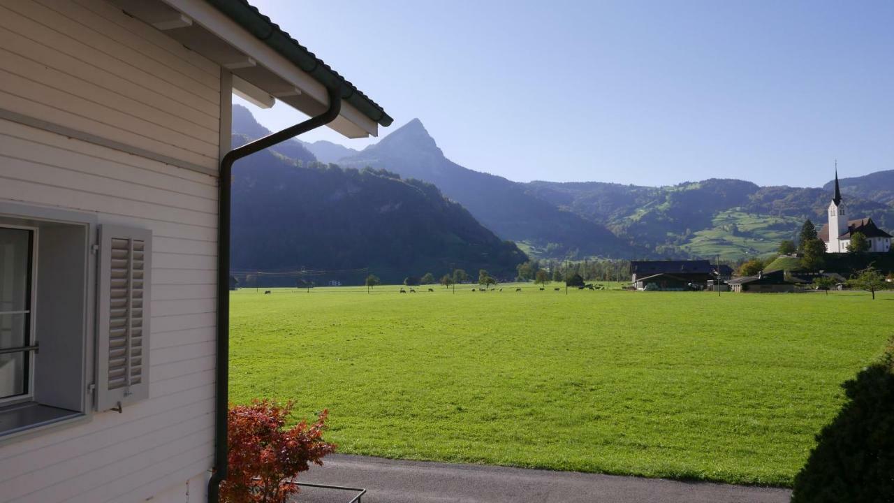 Sandras Flat Giswil Exterior foto